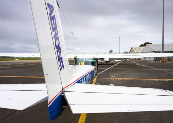 C152A VH-UQS rear